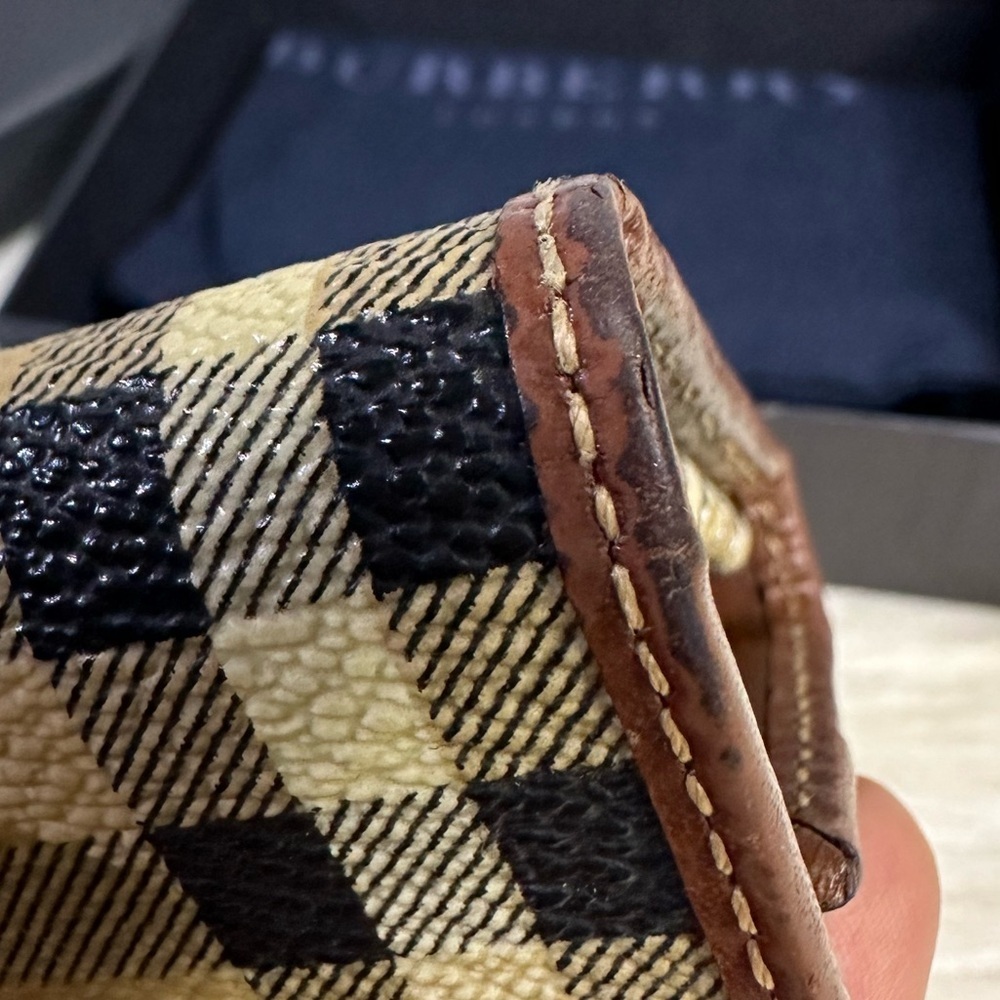 BURBERRY classic key holder - Picture 8 of 16